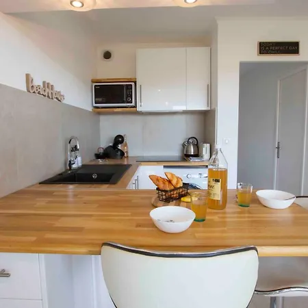 Tropez, With View Gassin