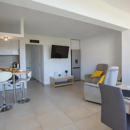 Apartment Tropez, With View Gassin