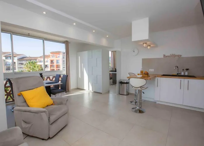Tropez, With View Appartement